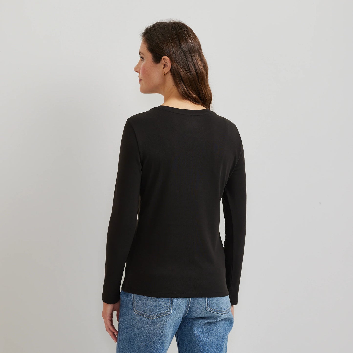 Women's Everyday Long-Sleeve Crewneck T-Shirt