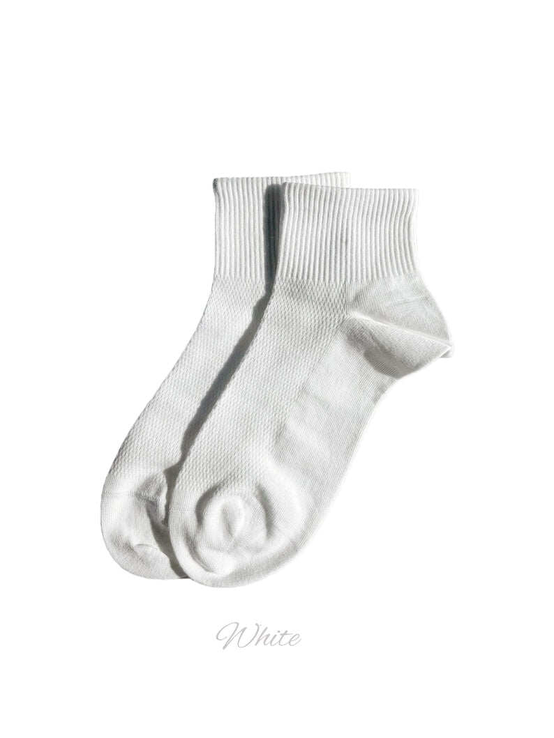 100% Cotton Seamless Toe Lightweight Airflow Mesh Breathable Mid-Calf Socks, Crew Socks for Men and Women, All-Day Fresh, Gift