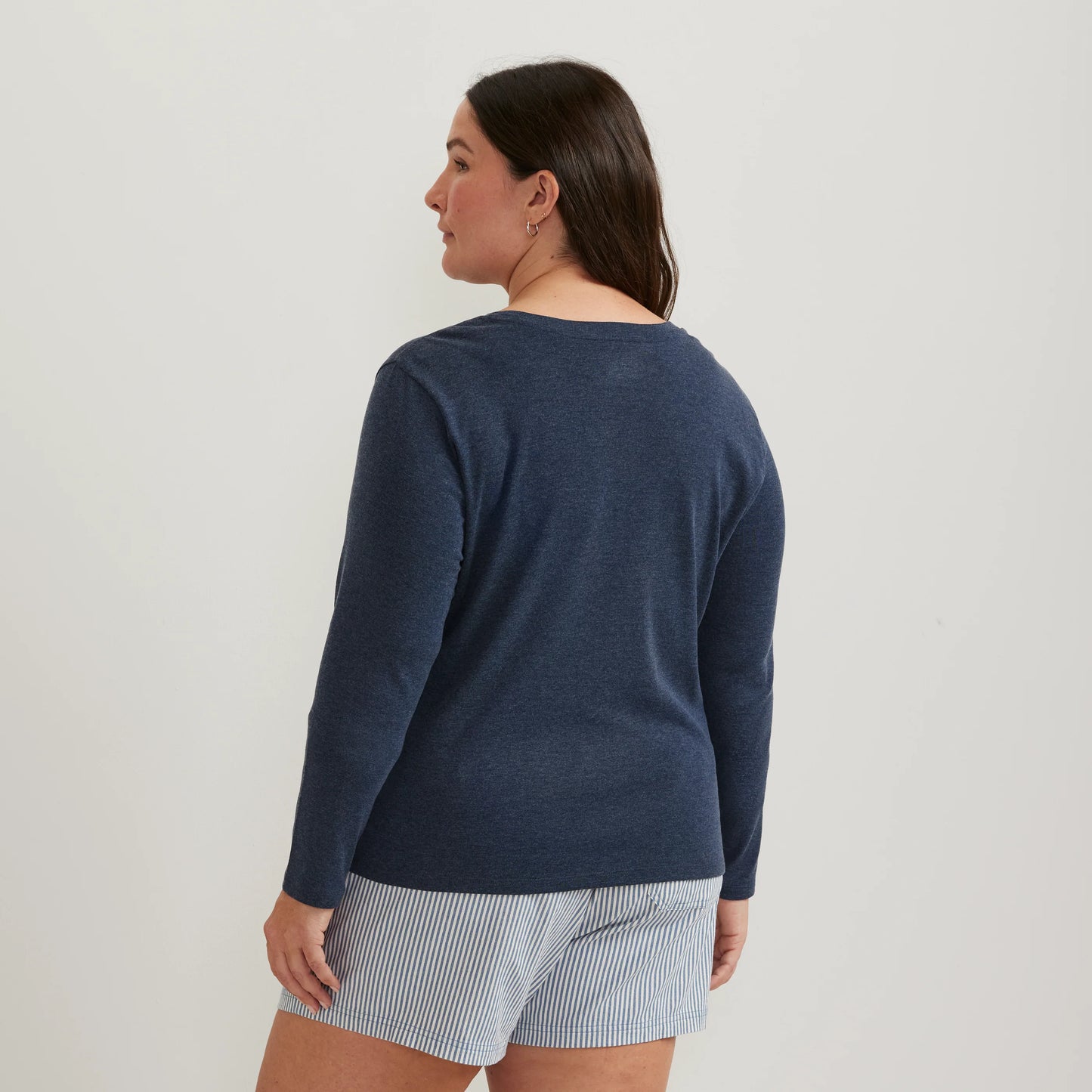 Women's Everyday Long-Sleeve Crewneck T-Shirt