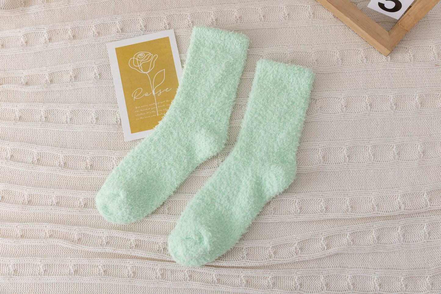 Cross-Border Non-Shedding Coral Velvet Socks For Men And Women Solid Color Half Velvet Socks Mid-Tube Plus Velvet Warm Sleep Floor Socks