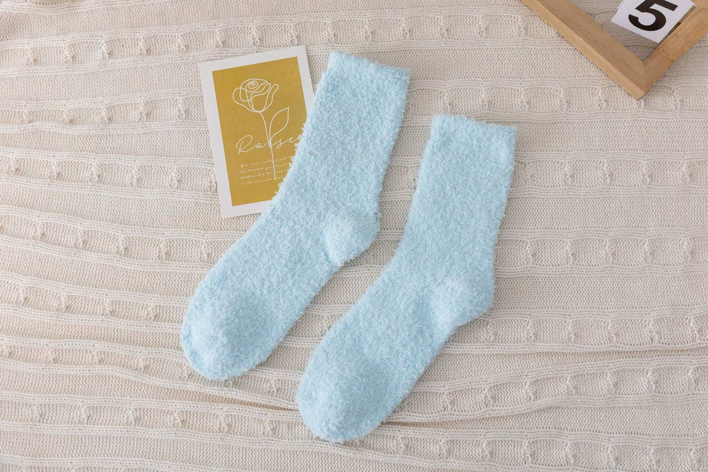 Cross-Border Non-Shedding Coral Velvet Socks For Men And Women Solid Color Half Velvet Socks Mid-Tube Plus Velvet Warm Sleep Floor Socks