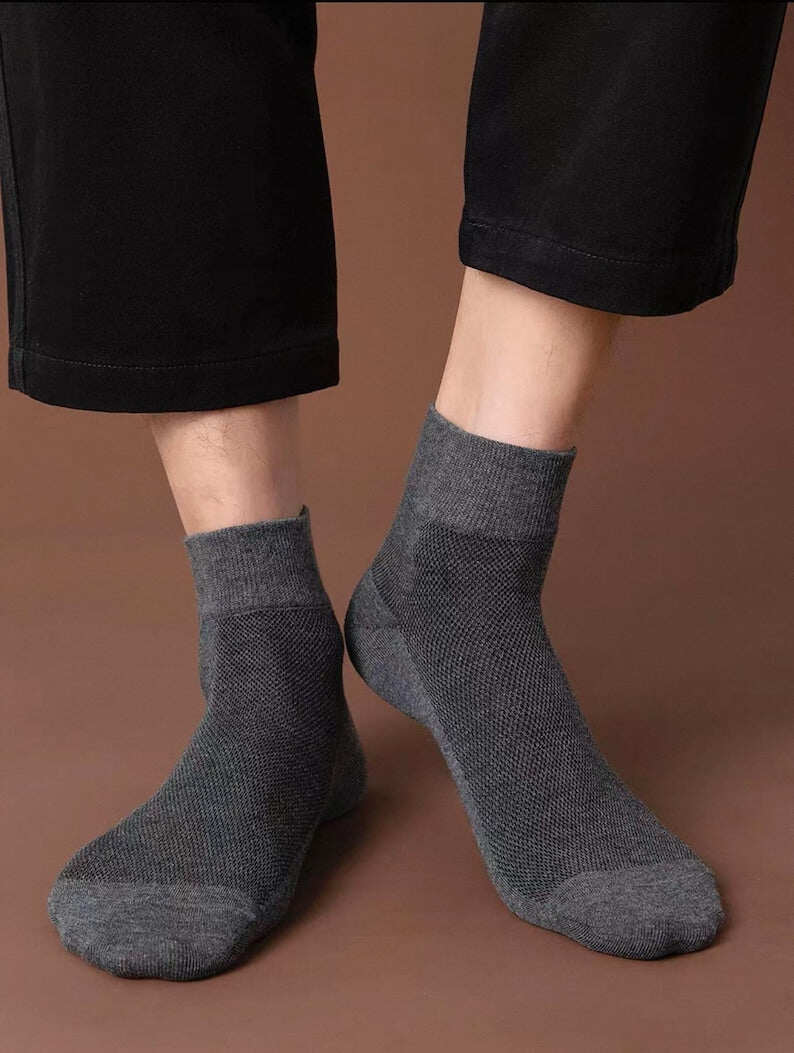 100% Cotton Seamless Toe Lightweight Airflow Mesh Breathable Mid-Calf Socks, Crew Socks for Men and Women, All-Day Fresh, Gift